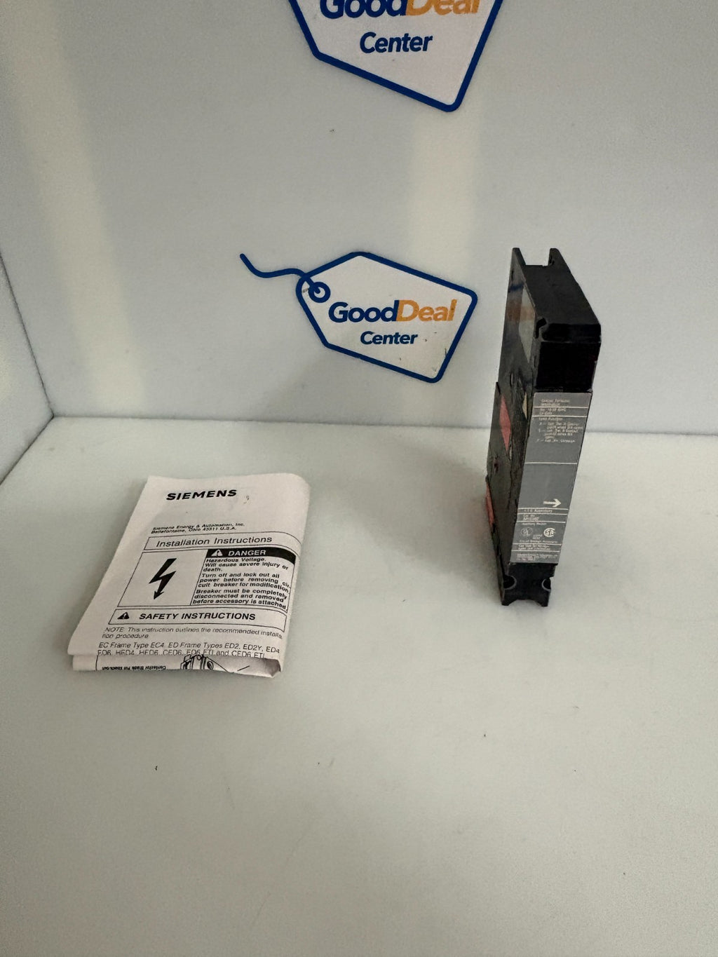 SIEMENS AUXILLIARY CONTACT FOR BREAKER A01ED62