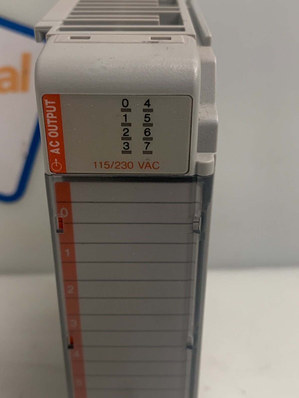 Allen Bradley 1769-OA8 8 pt. 85-265VAC Output Module Ser B Rev 2