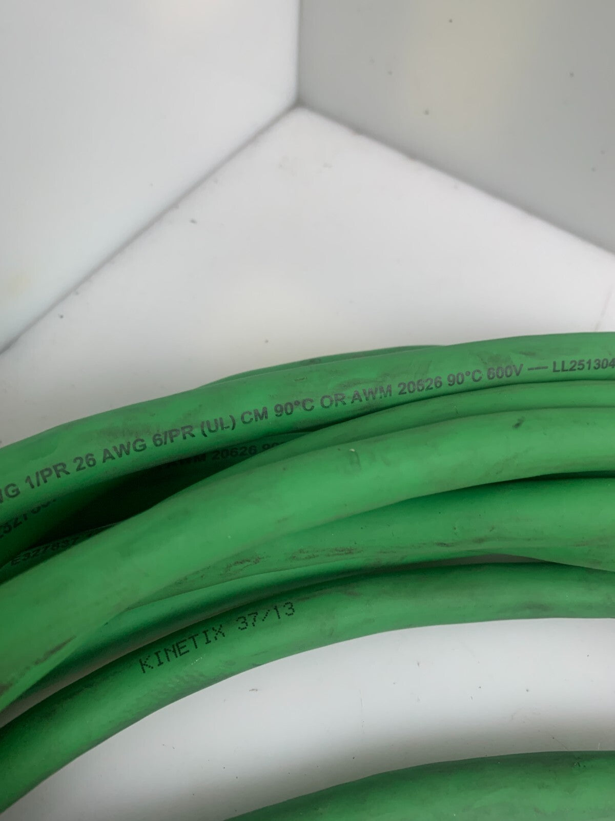 ALLEN BRADLEY E327837  Kinetex 37/13  Communication Cable
