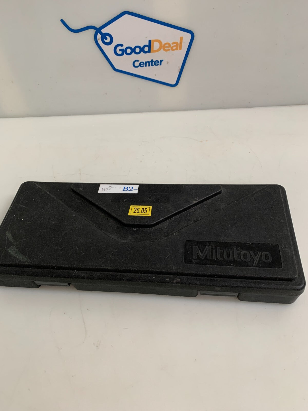 MITUTOYO DIAL CALIPER #505-716 IN CASE4