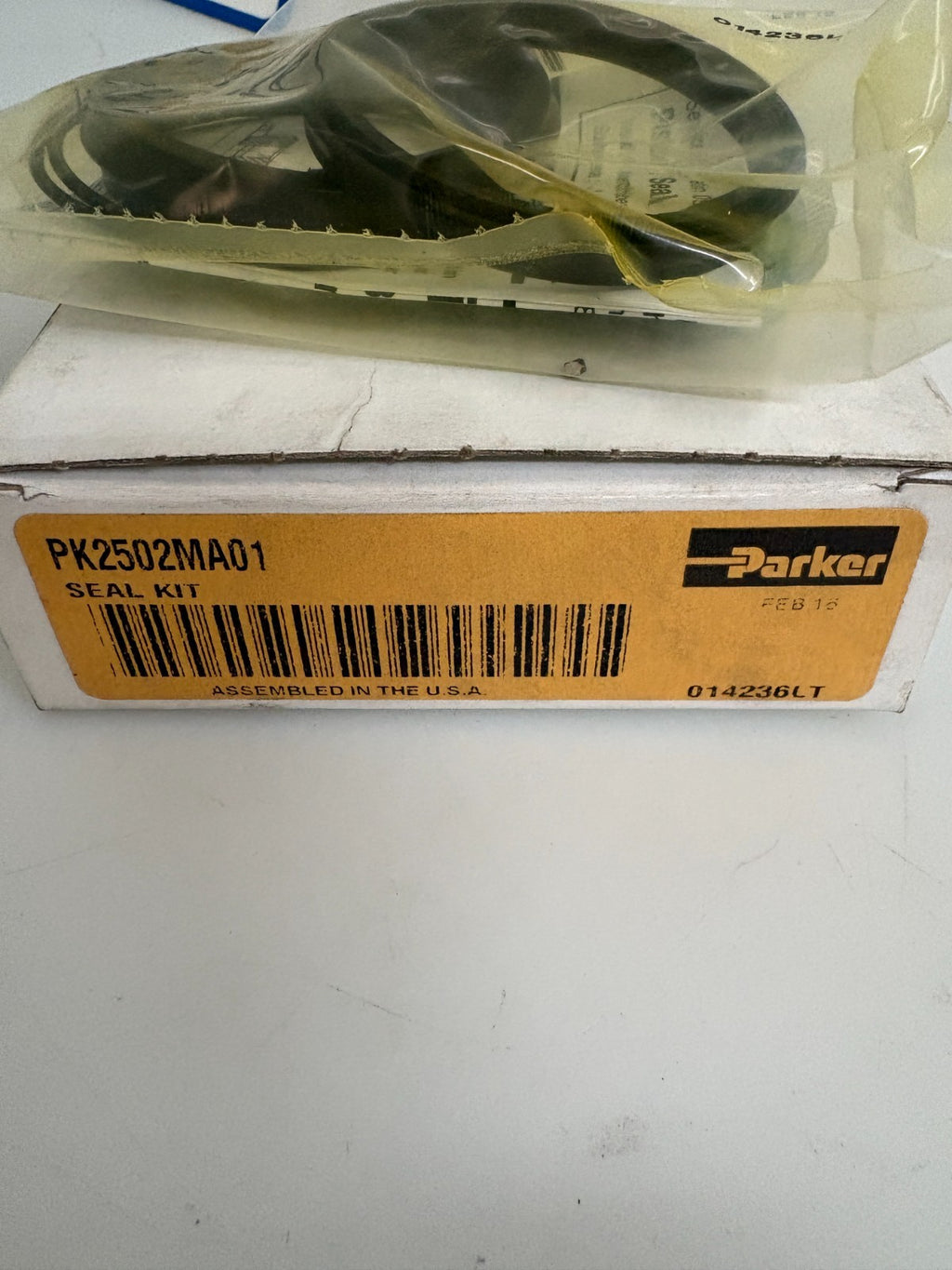 LOT OF 2 PARKER PISTON SEAL KIT PK2502MA01