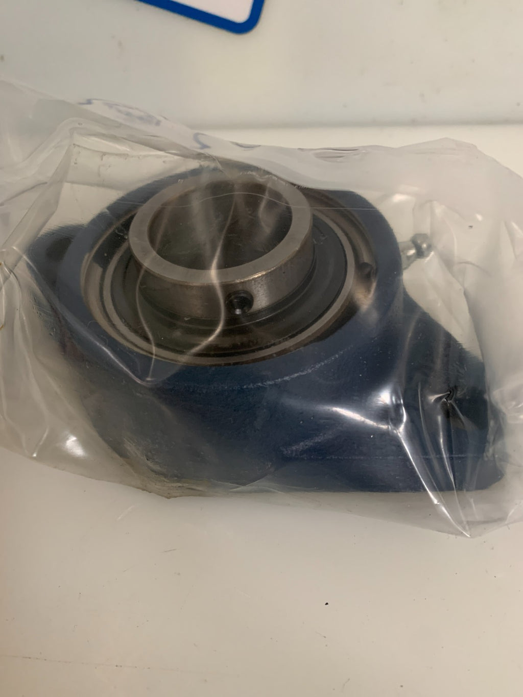 SKF FYTB 30 TK OVAL FLANGED BALL BEARING