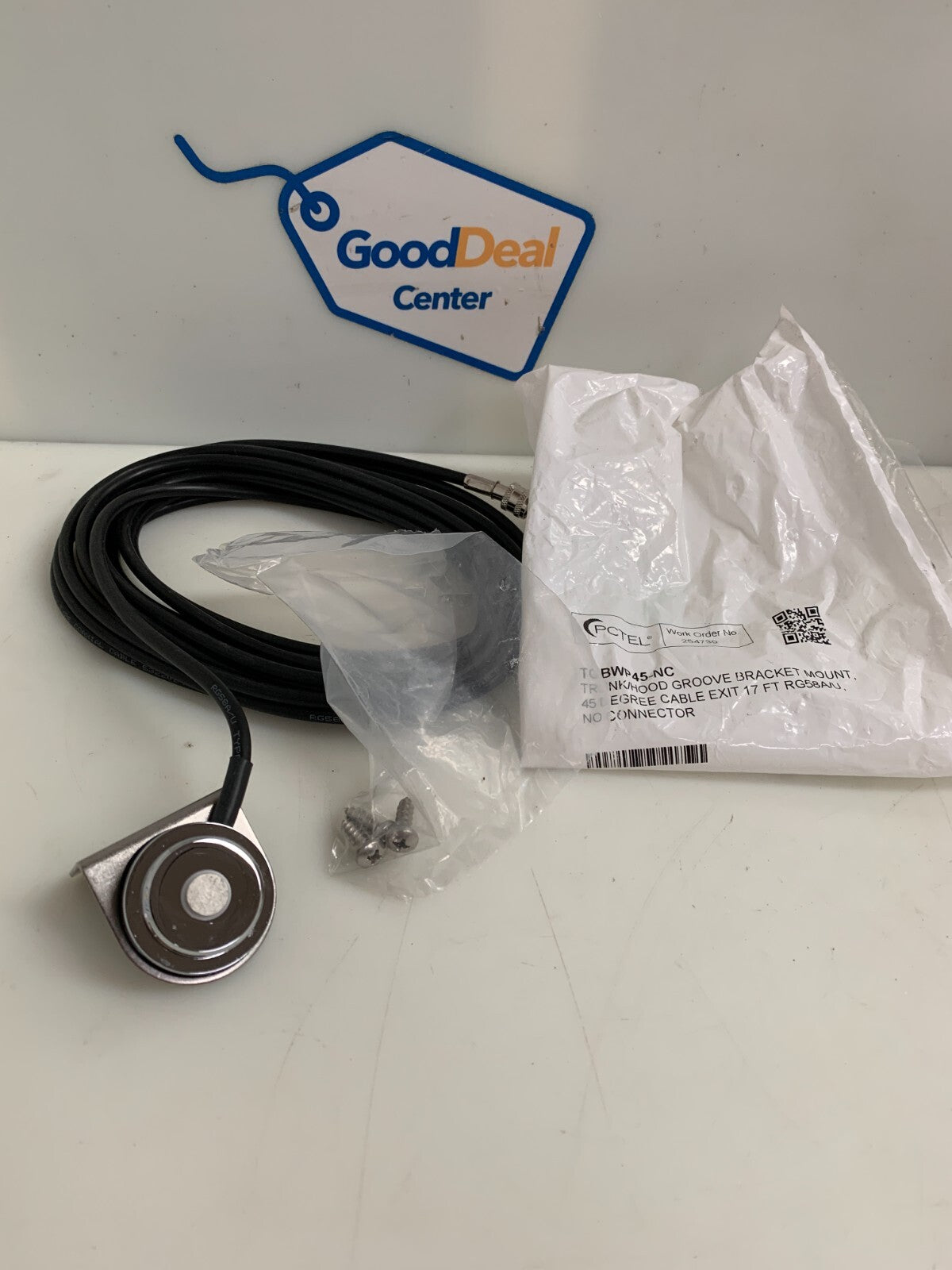 PCTEL TRUNK/HOOD GROOVE BRACKET MOUNT TGBWP45-NC