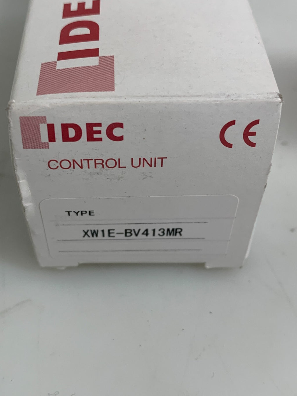 IDEC PANEL MOUNT SWITCH XW1E-BX413 MR