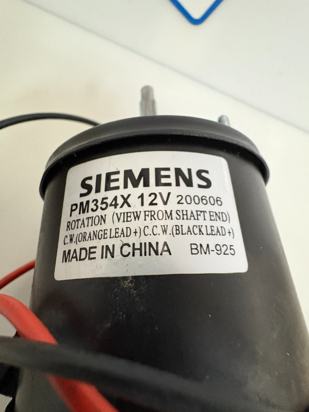 SIEMENS 12 VOLTS BLOWER MOTOR PM354 X