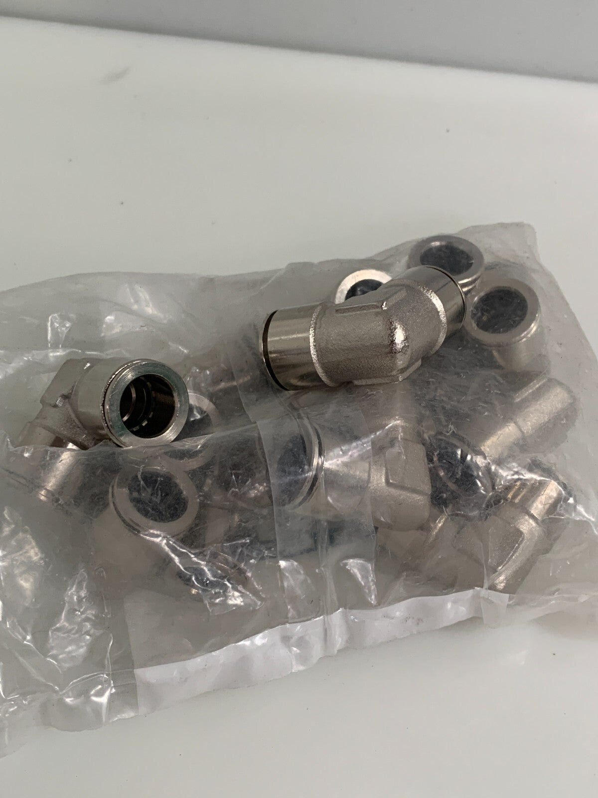 FESTO  NPQM-L-Q12-E-P10    Push In  45° Elbow   558780