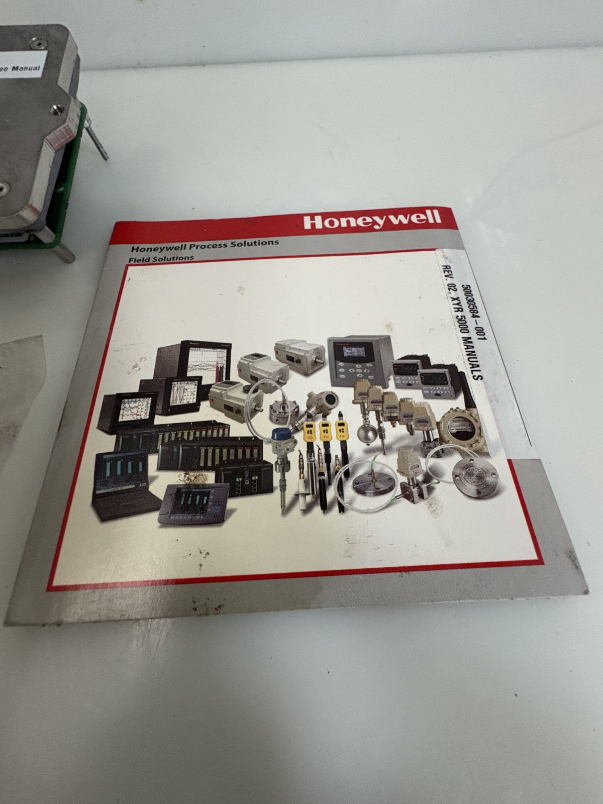 HONEYWELL TEMPERATURE TRANSMITTER XYR5000 WT532-RSUYPC-AG
