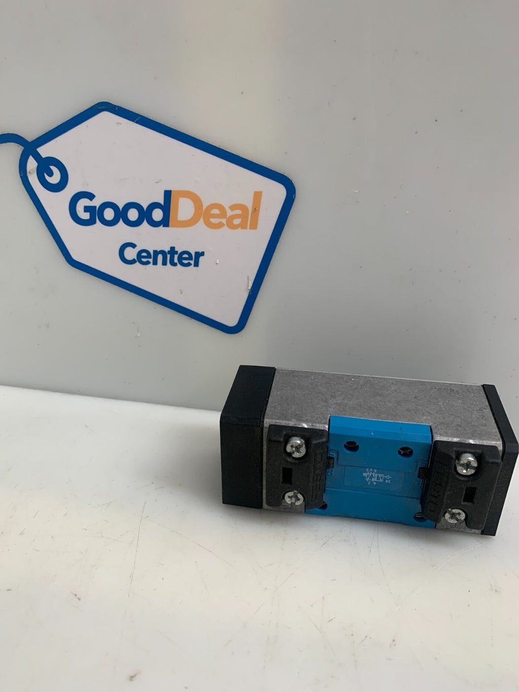 Festo VL-5/2-D-1-FR-C Pneumatic Valve VL5/2D1FRC0