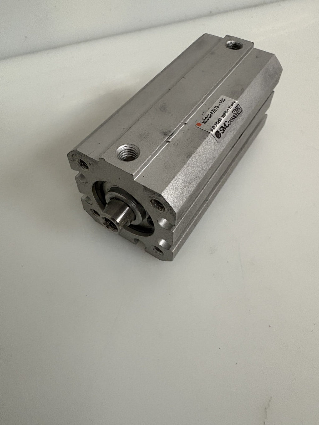 SMC PNEUMATIC CYLINDER NCDQ8AZ075-150