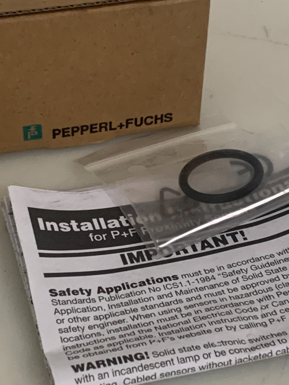 PEPPER & FUCHS INDUSTIVE SENSOR NJ2-PD-E02-2.062 909044