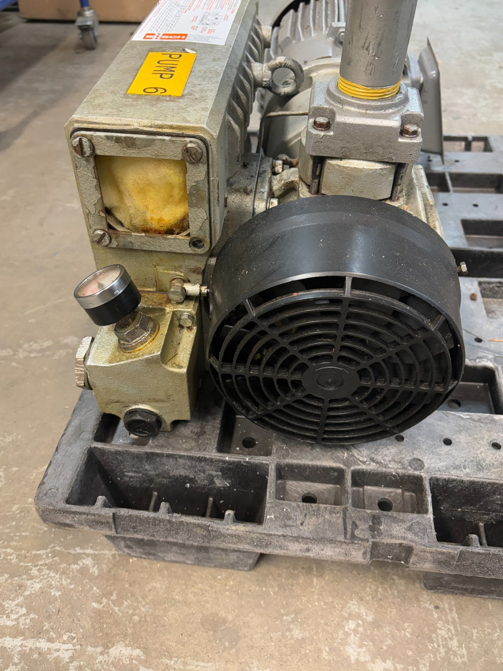 BUSCH ROTARY VANE VACUUM PUMP RC 0040-E506.1003 W/TOSHIBA MOTOR6