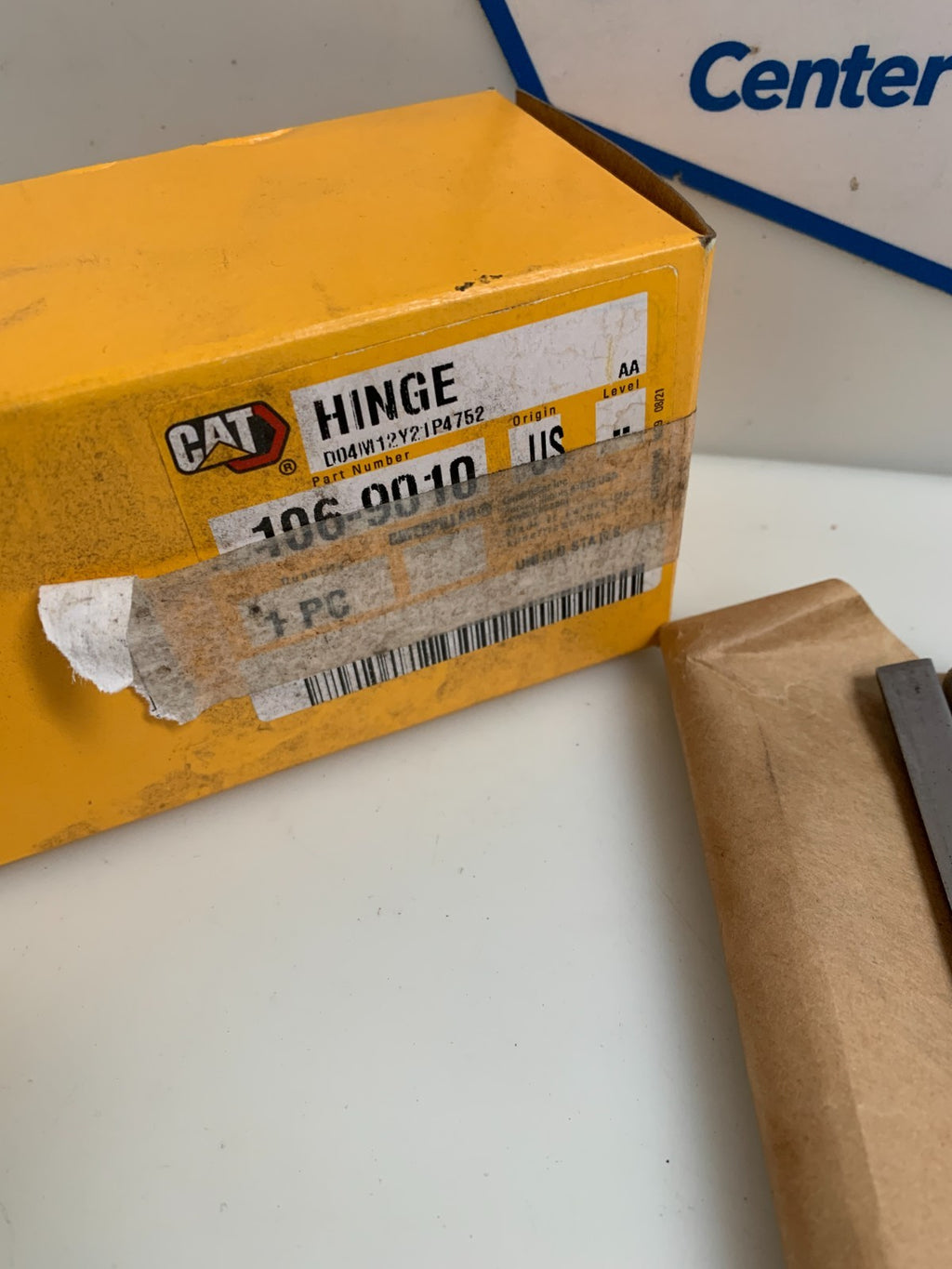 CAT Catterpillar Hinge 106-9010