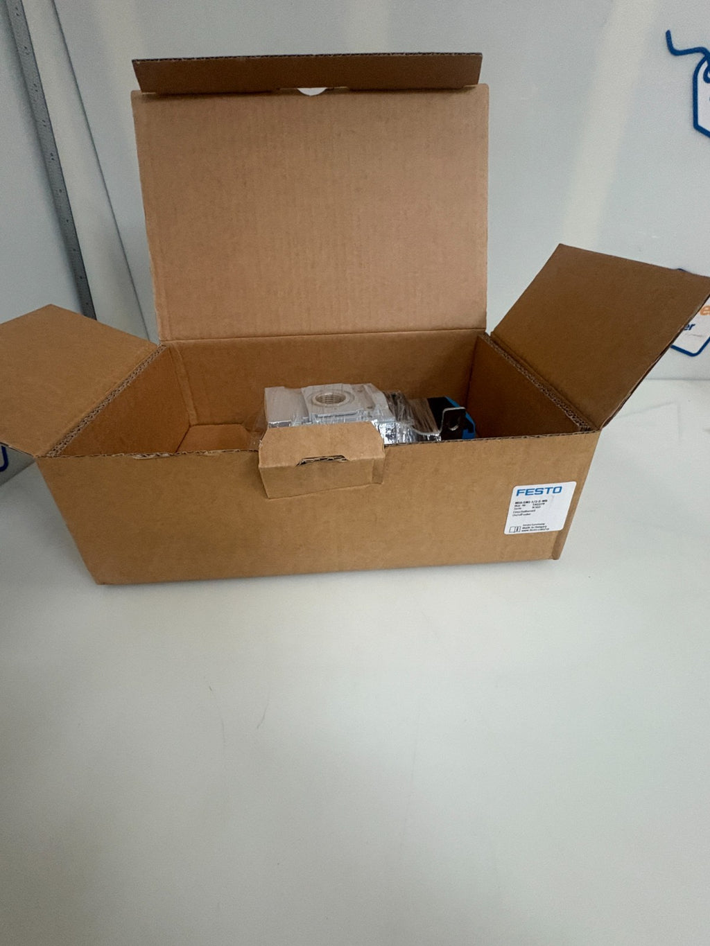 FESTO SHUT OFF VALVE 541279 MS6-EM1-1/2-S-WB0