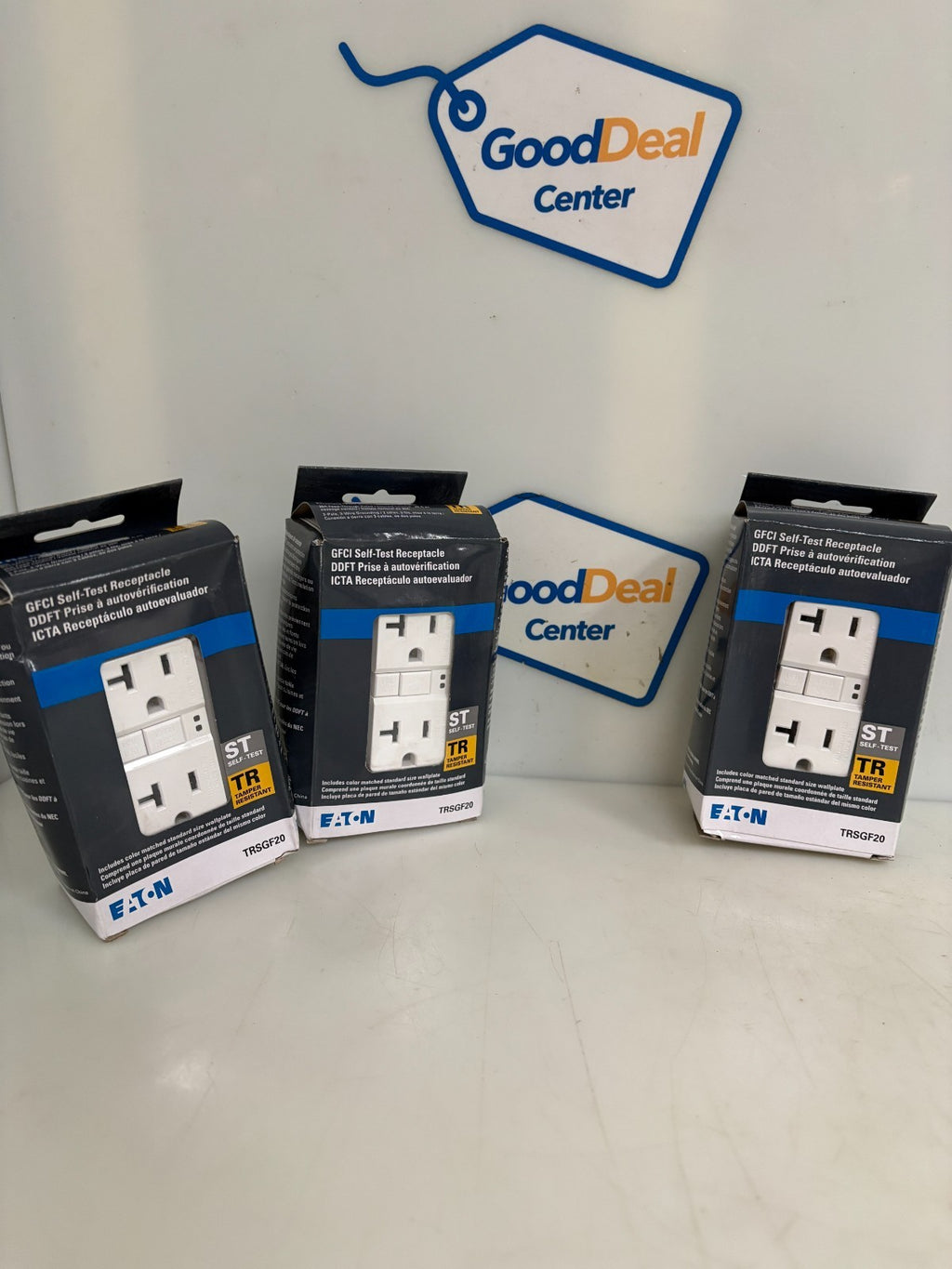 LOT OF 3 EATON GFCI SELF TEST RECEPTACLE #TRSGF200