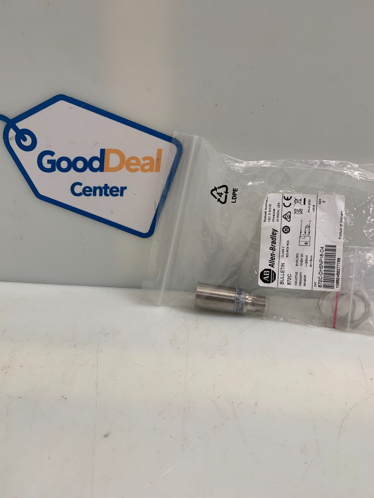 ALLEN BRADLEY 872C-DH5NP18-D4 Inductive Proximity Sensor