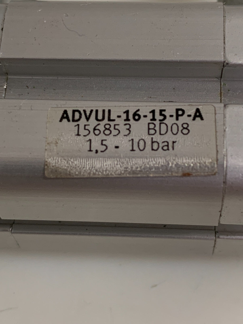 FESTO COMPACT PNEUMATIC CYLINDER 156853 ADVUL-16-15-P-A