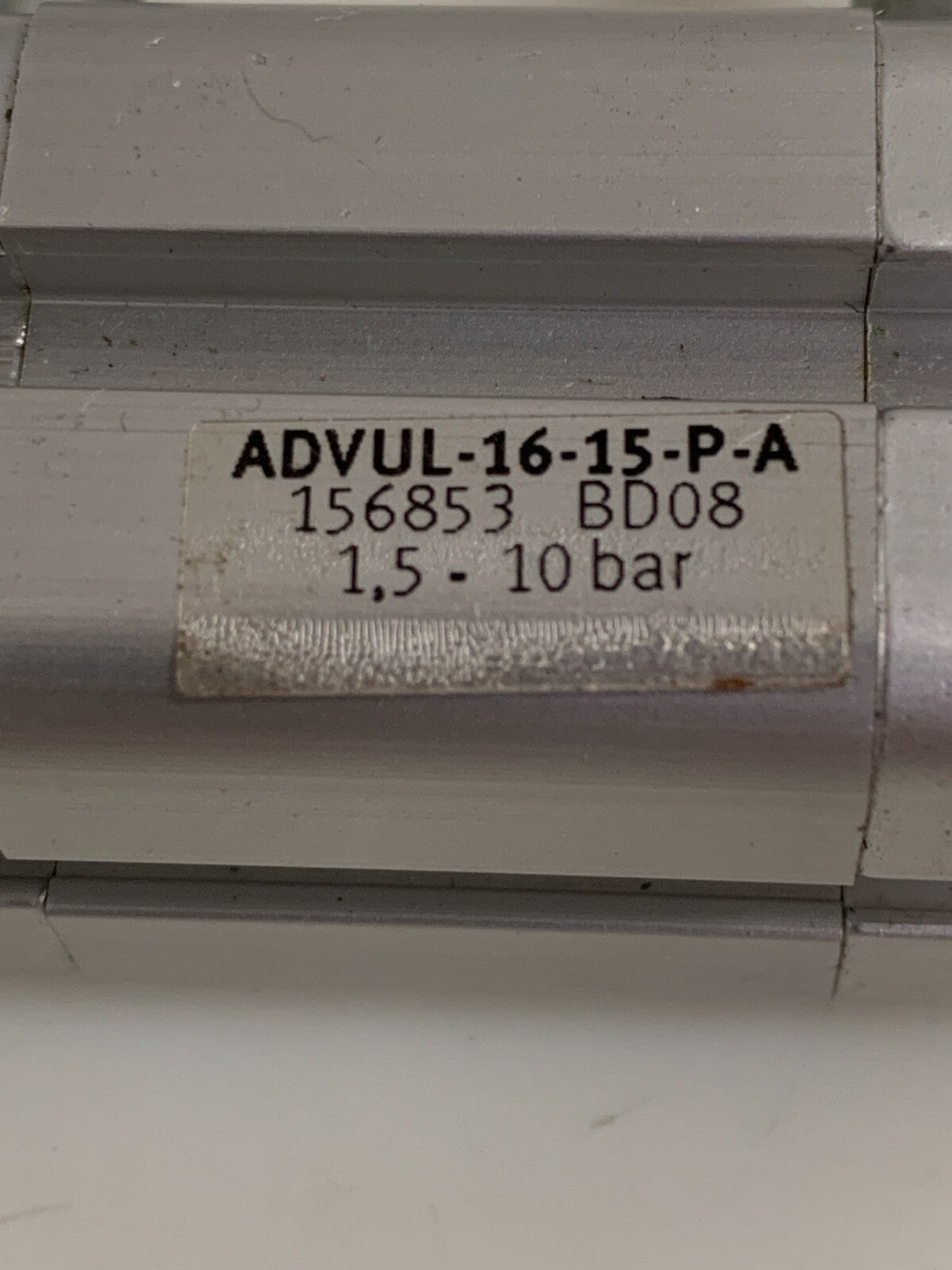 FESTO COMPACT PNEUMATIC CYLINDER 156853 ADVUL-16-15-P-A