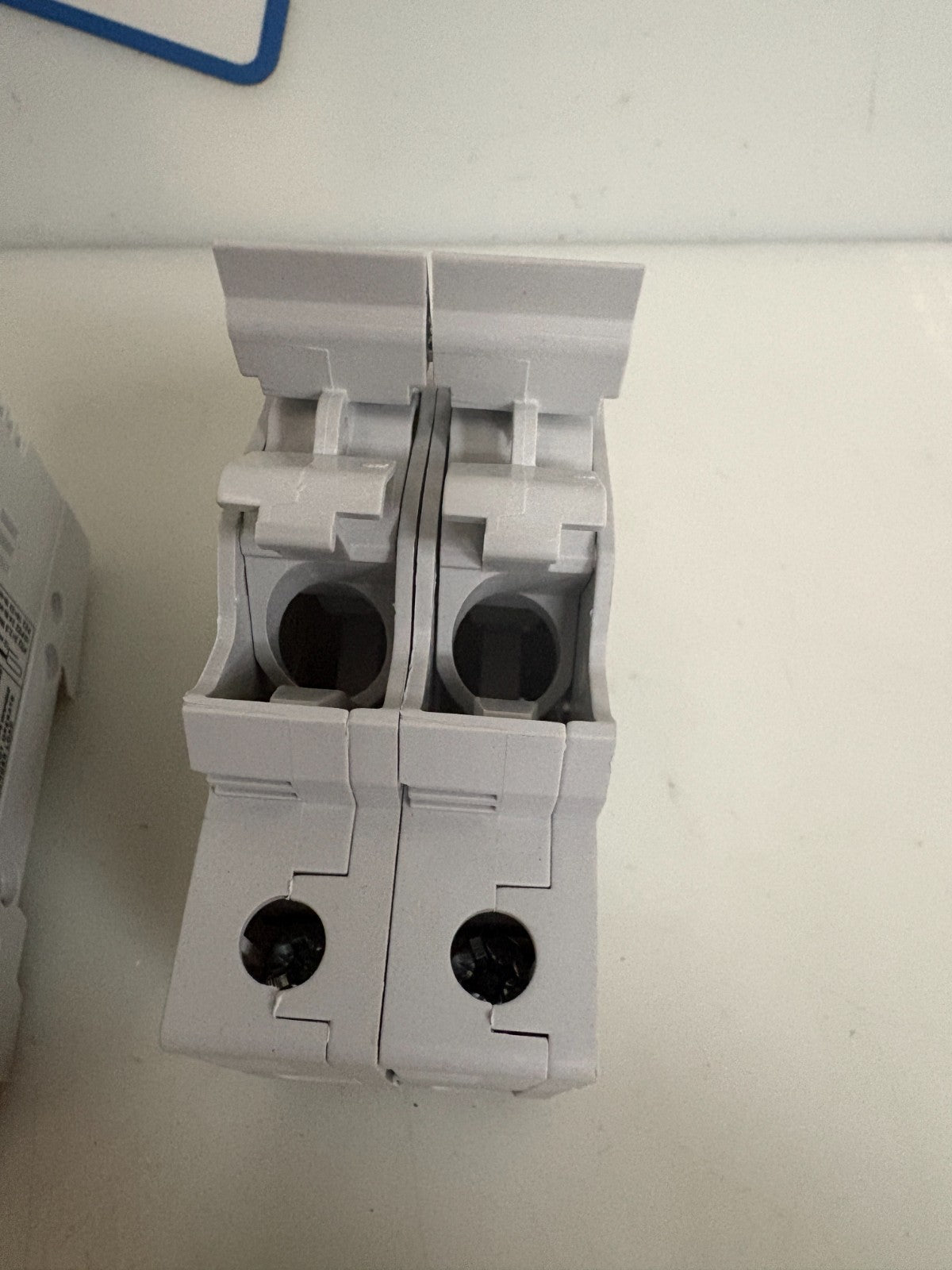 ABB FUSE DISCONNECTOR E 92/32 2 CSM200883R1801 3 PER BOX1