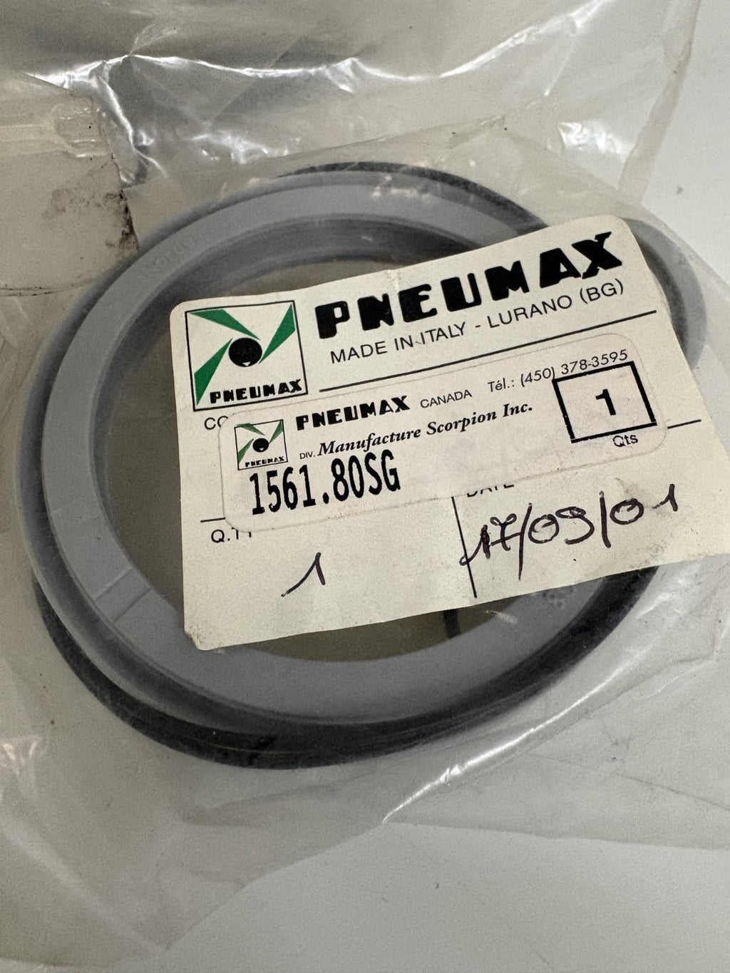 LOT OF 3 PNEUMAX SEAL KIT 1561 . 80SG1