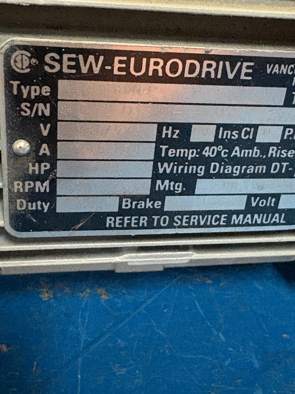 SEW EURODRIVE GEAR MOTOR R40 DT 80N4 W/R40 GEAR BOX3