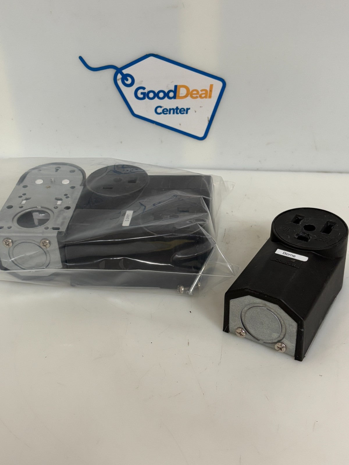 LOT OF 4 COOPER POWER OUTLET #1252 50A 250V 2 POLE0