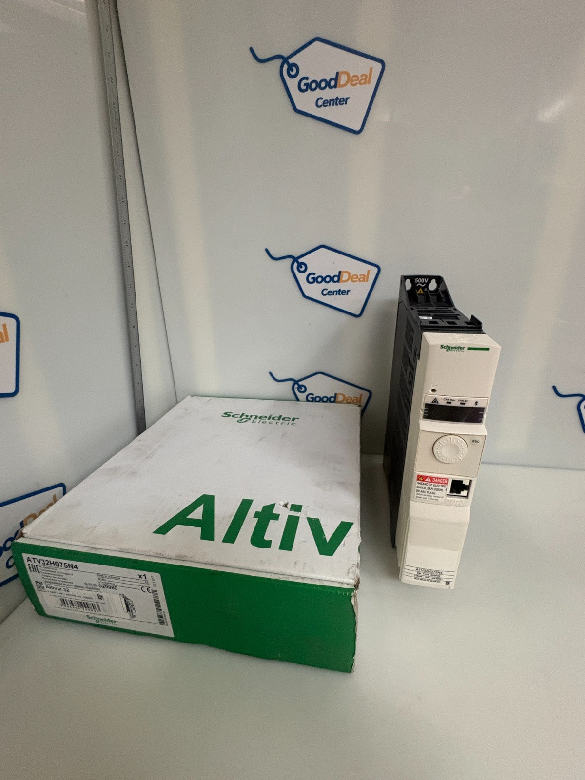SCHNEIDER ALTIVAR 32 AC SPEED DRIVE ATV32H07SN40