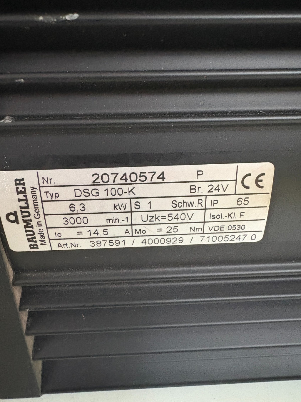 BAUMULLER SERVO MOTOR DSG 100-K