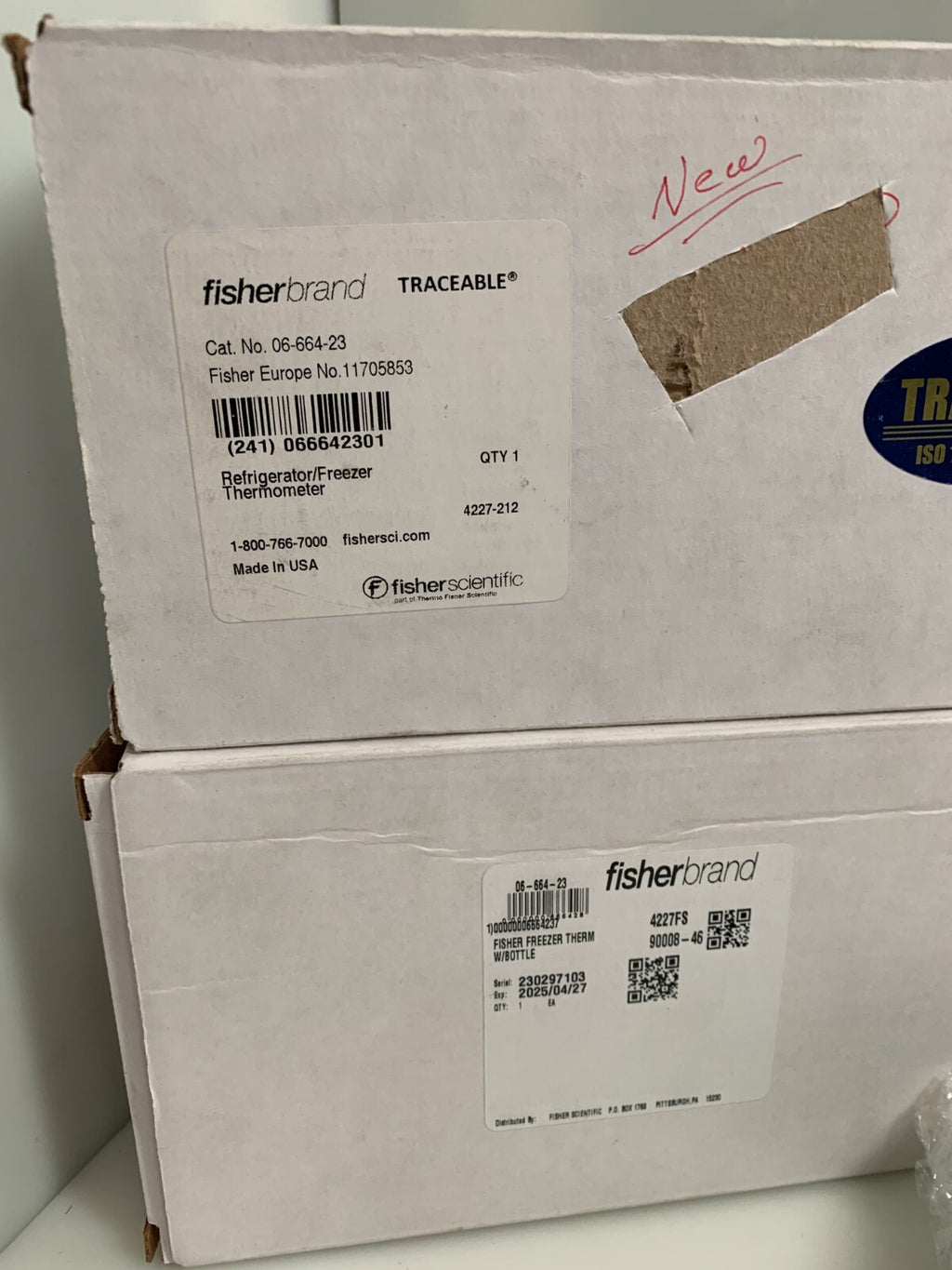 LOT OF 2 FISHER TRACEABLE FRIDGE/FREEZER ALARM THERMOMETER 06-664-23