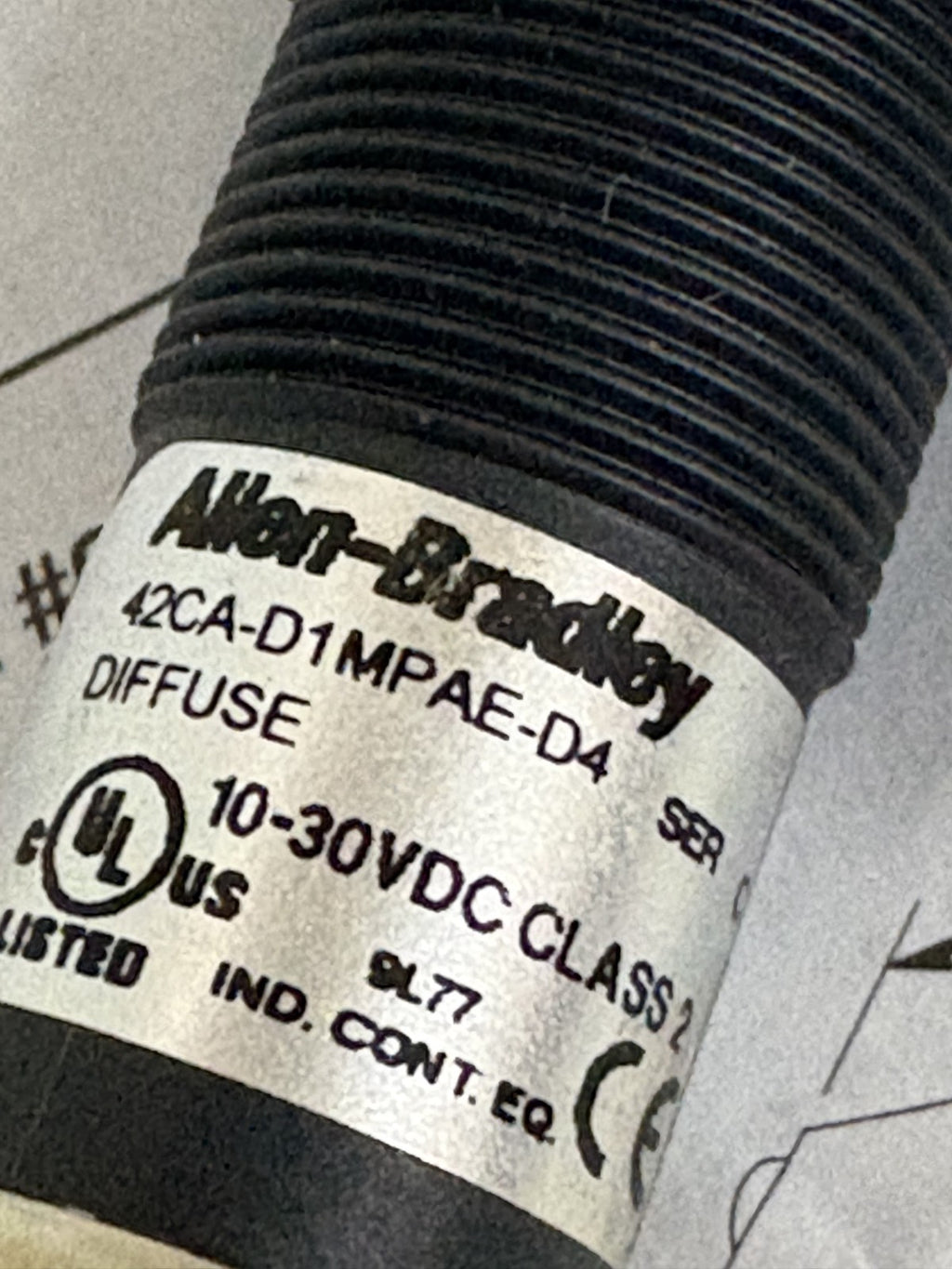 ALLEN BRADLEY DIFFUSE SENSOR 42CA-DIMPAE-D4 SERIES C2