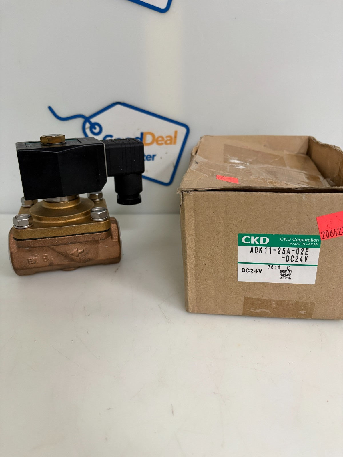CKD SOLENOID VALVE AKD11-25A-02E-DC24V 0