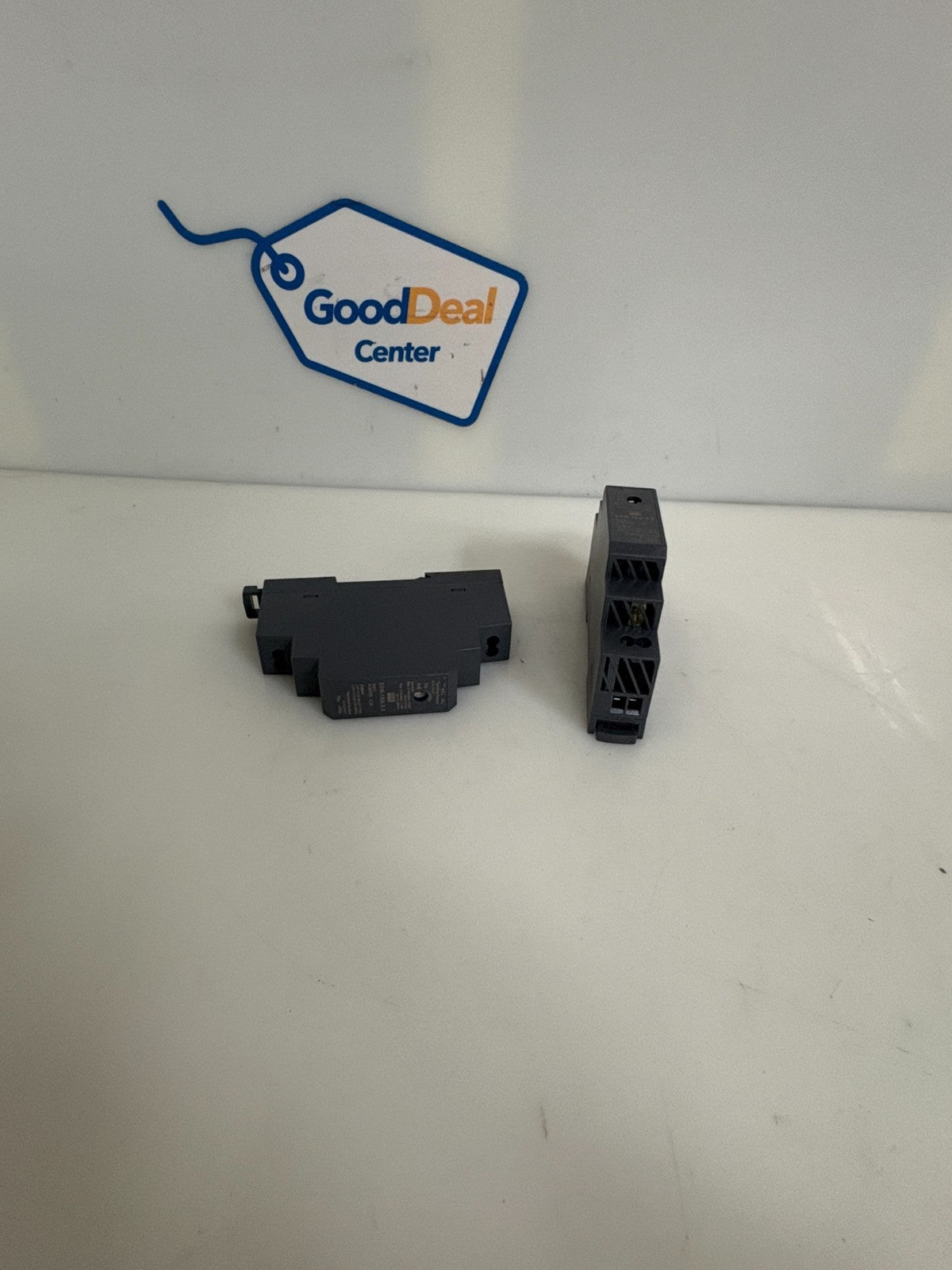 LOT OF 2 MEANWELL RAIL CONVERTER DDR-15G-3.3