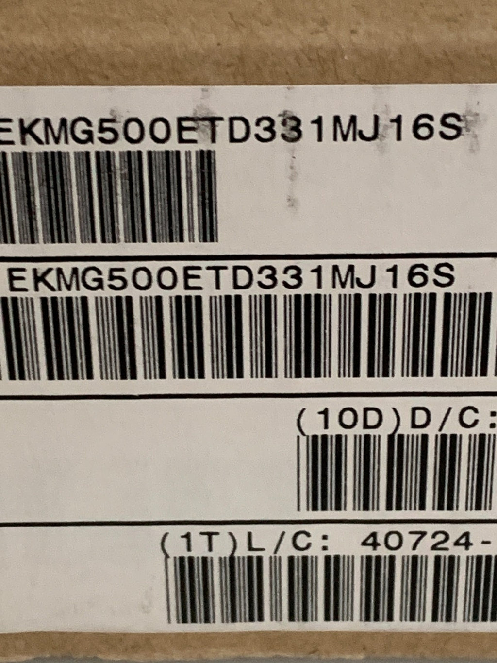 CHEMI CON ALUMINIUM ELECTROLYTIC CAPACITORS 50V EKMG500ETD331MJ16S