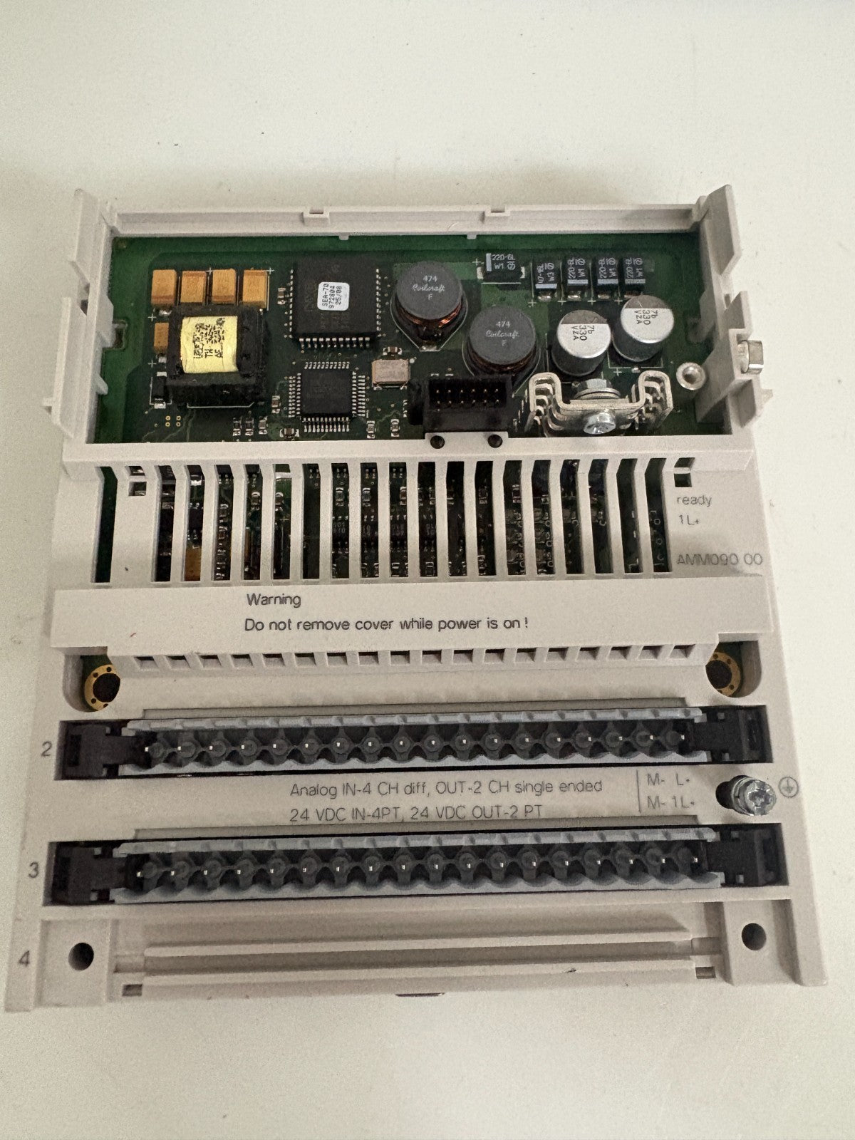 SCHNEIDER TSX MOMENTUM I/O ANALOG BASE 170 AMM09000
