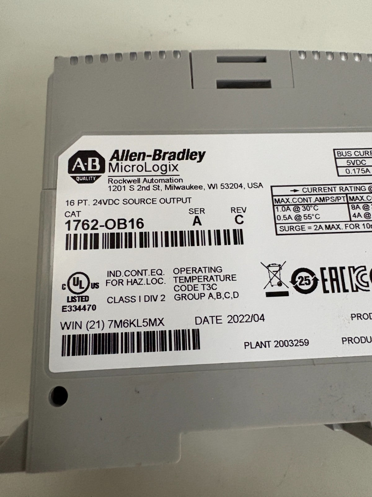 ALLEN BRADLEY MICROLOGIX 16PT 24VDC SOURCE OUTPUT 1762-0B16 SER A REV C