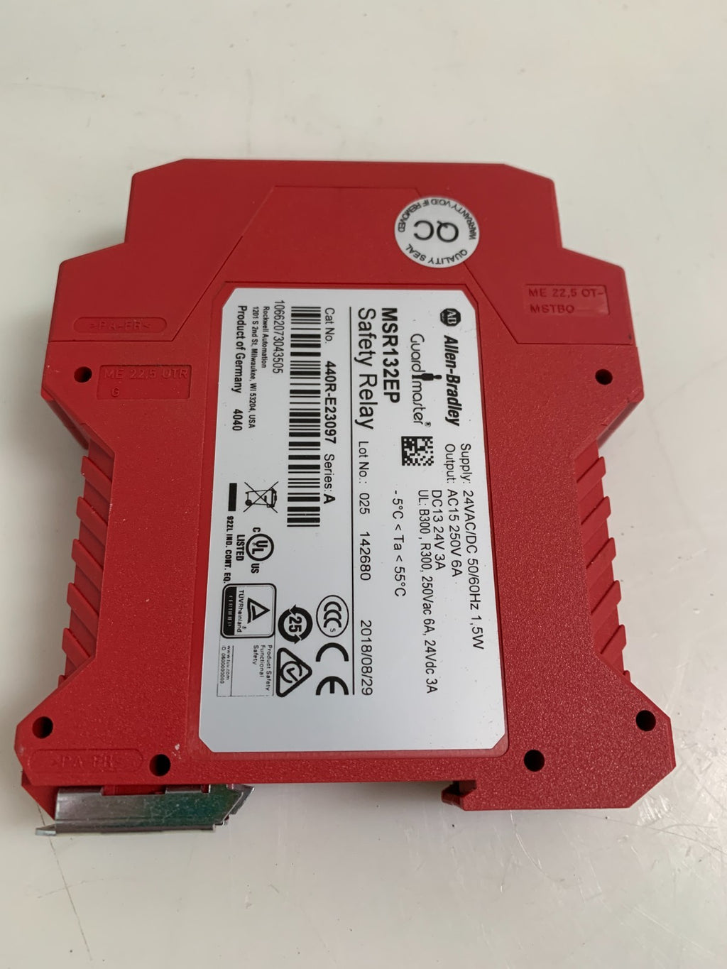 ALLEN BRADLEY GUARD MASTER SAFETY RELAY MSR132EP 440R-E 23057 SER A