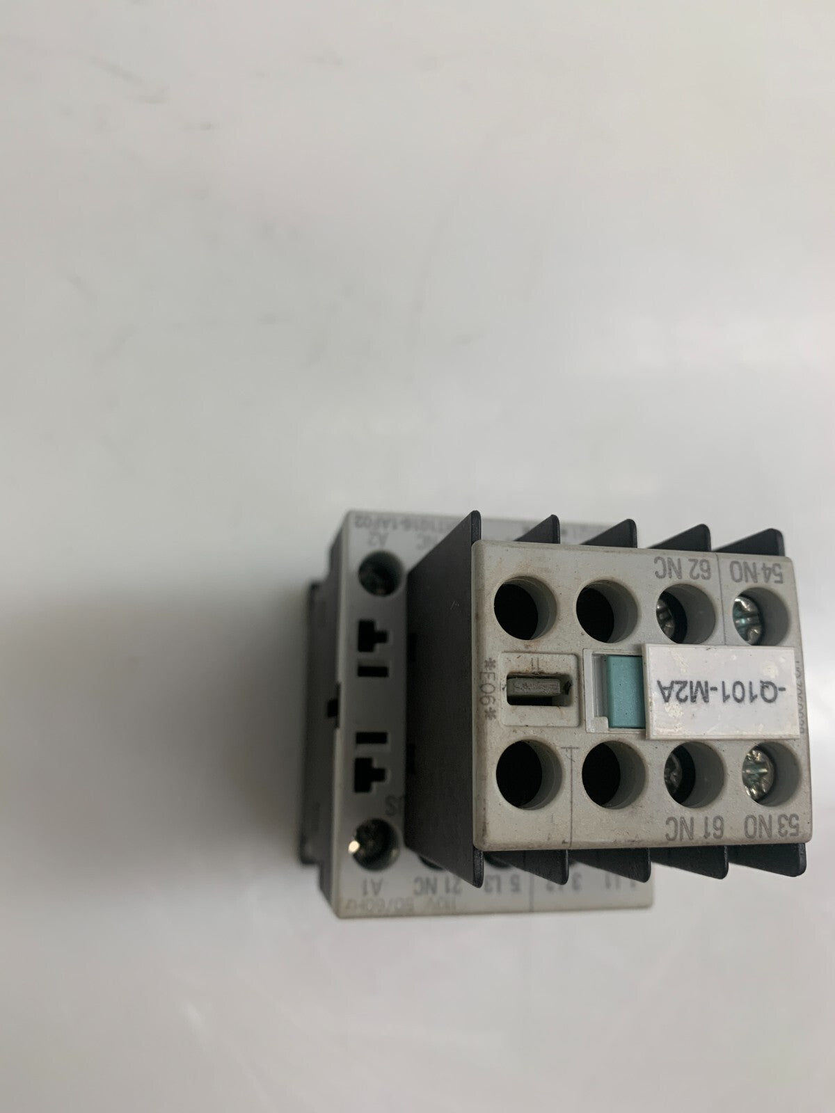 SIEMENS  Contactor   3RT1016-1AF02  w/3RH1911-1FA11  (Lot of 2)