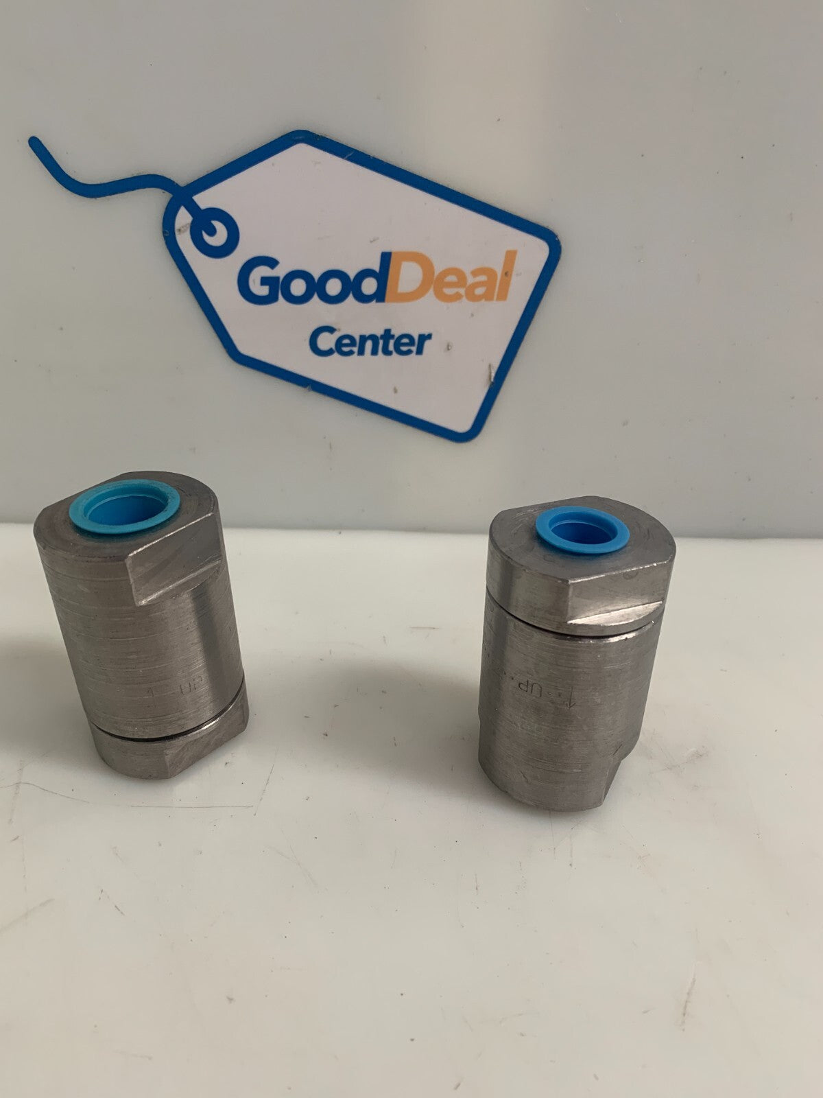 LOT OF 2 CHECK VALVE 1/2 NPT X 3/8 NPT 34 1245-1027
