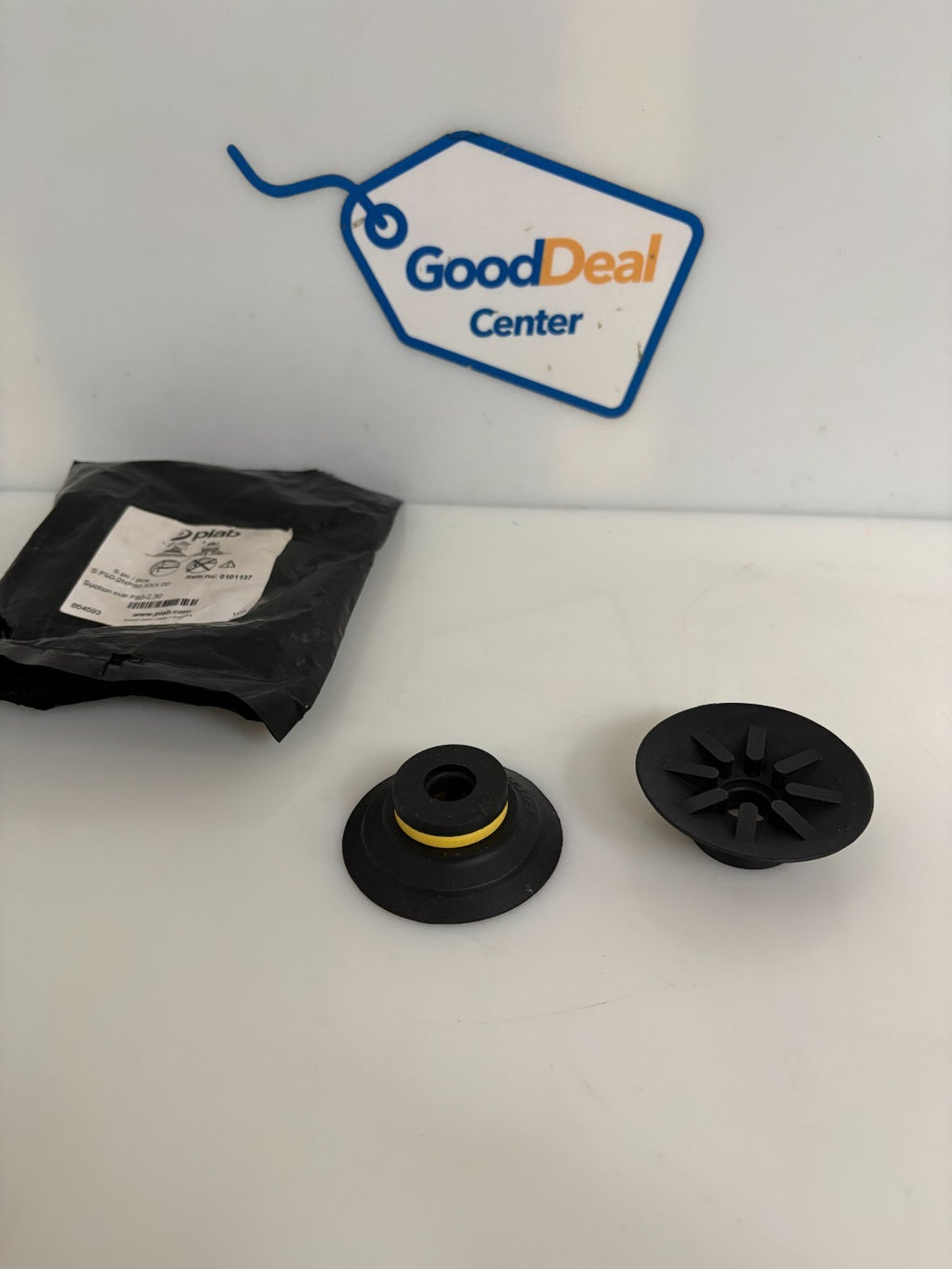 LOT OF 2 PIAB SUCTION CUP 01011370