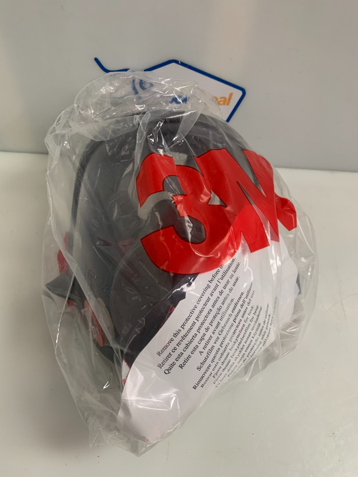 3M 6800 Full Face Respirator Size Medium Full Face Mask New in Box