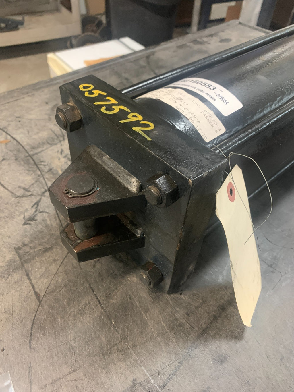 PARKER SERIE 2H HYDRAULIC BORE 5" STROKE 15" CYLINDER CBB2A14C