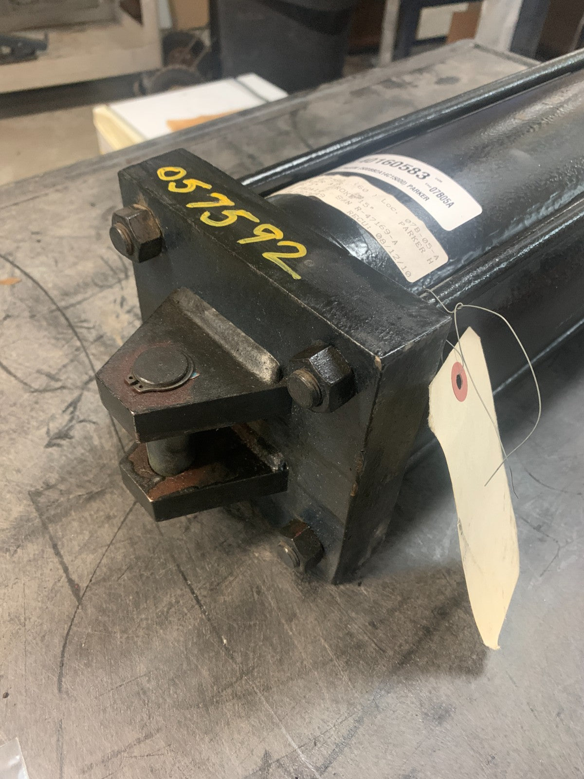 PARKER SERIE 2H HYDRAULIC BORE 5" STROKE 15" CYLINDER CBB2A14C