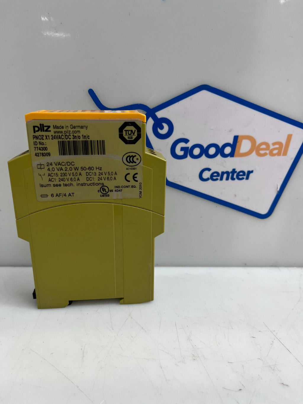 PILZ 774300 PNOZ X1 24VAC/DC 3n/o 1n/c  Safety Gate Monitor