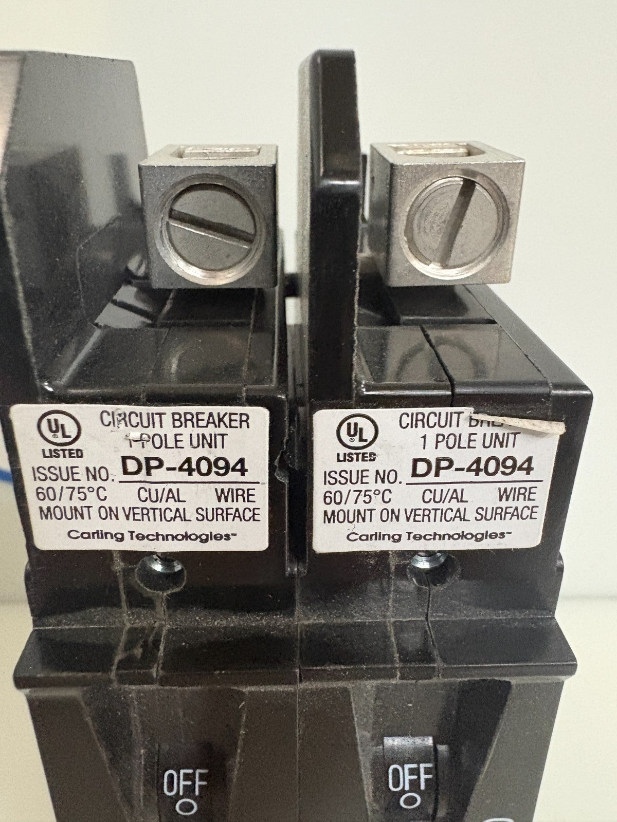 CARLING TECHNOLOGIES 100 AMP BREAKER DOUBLE BREAKER ER2-BO-26-810-32E-DC
