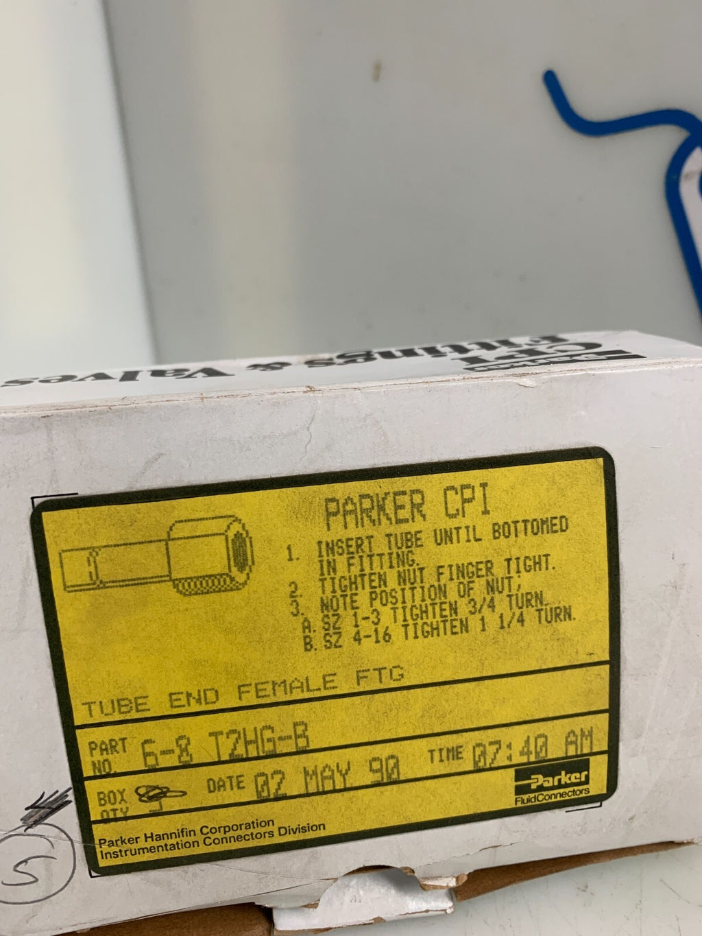PARKER 6-8 T2HG-B   Tube End Female FTG  (Box of 5)2