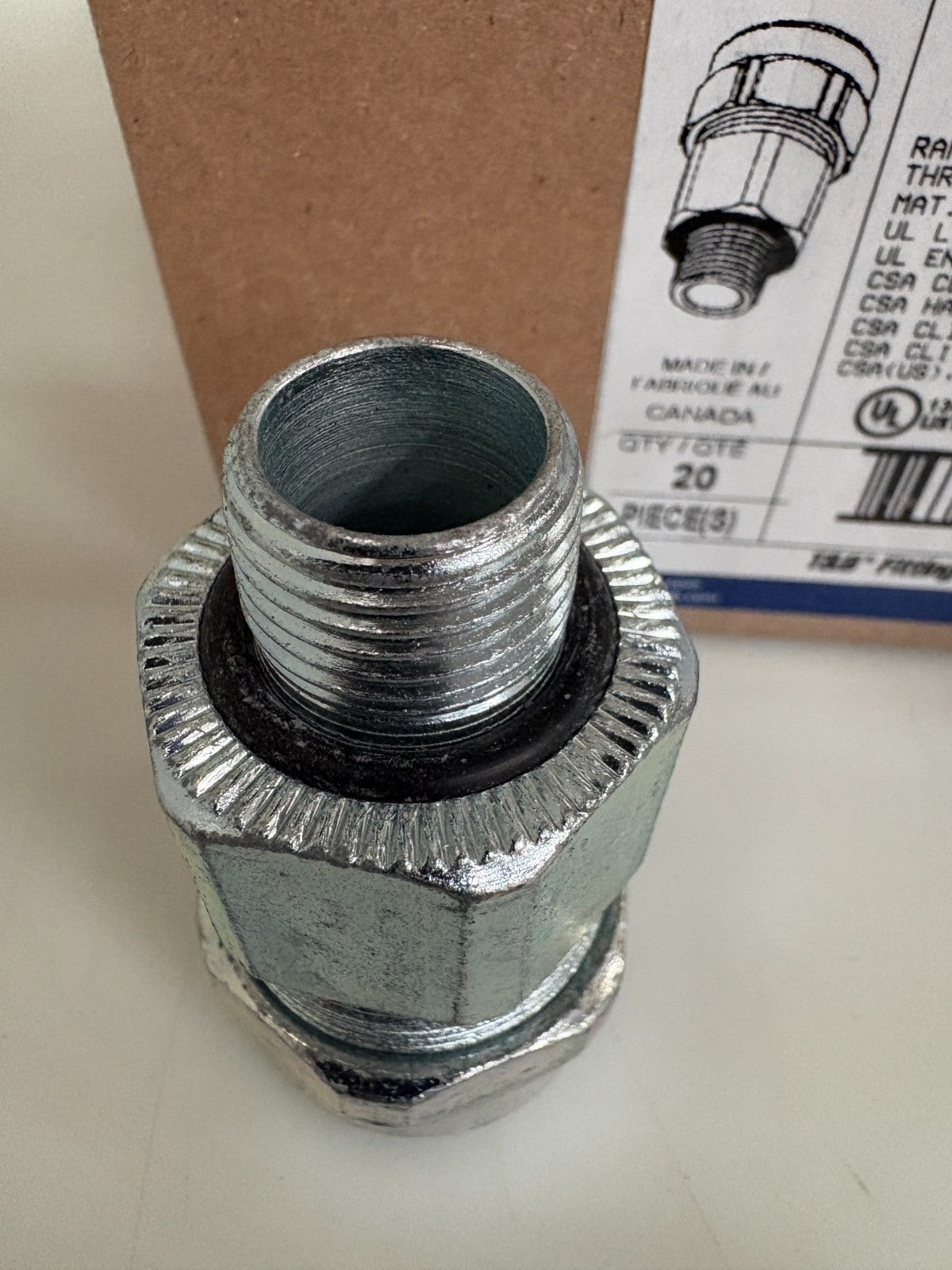 ABB THOMAS & BETTS 1/2 STARTECK CABLE FITTING W/SEALING RING ST045-465S3