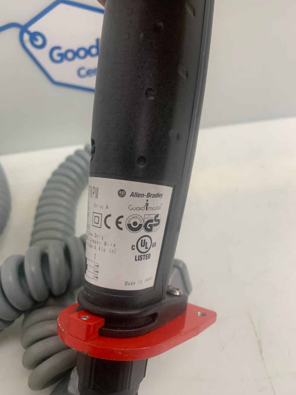 ALLEN BRADLEY / GuardMaster 440J-N21TNPM Enabling Switch w/Coil Cable1
