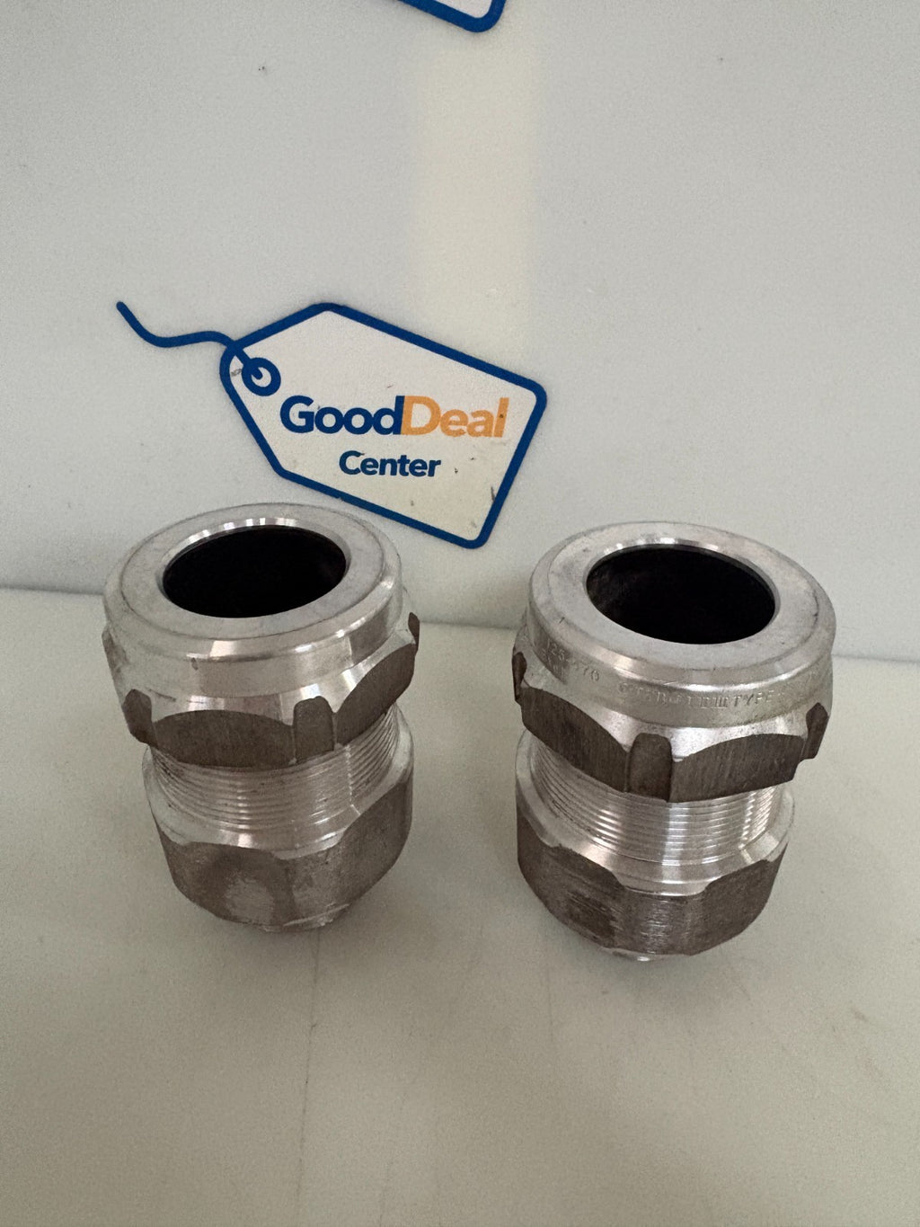 LOT OF 2 THOMAS & BETTS ALUMINIUM TECK CABLE FITTING ST125-4700