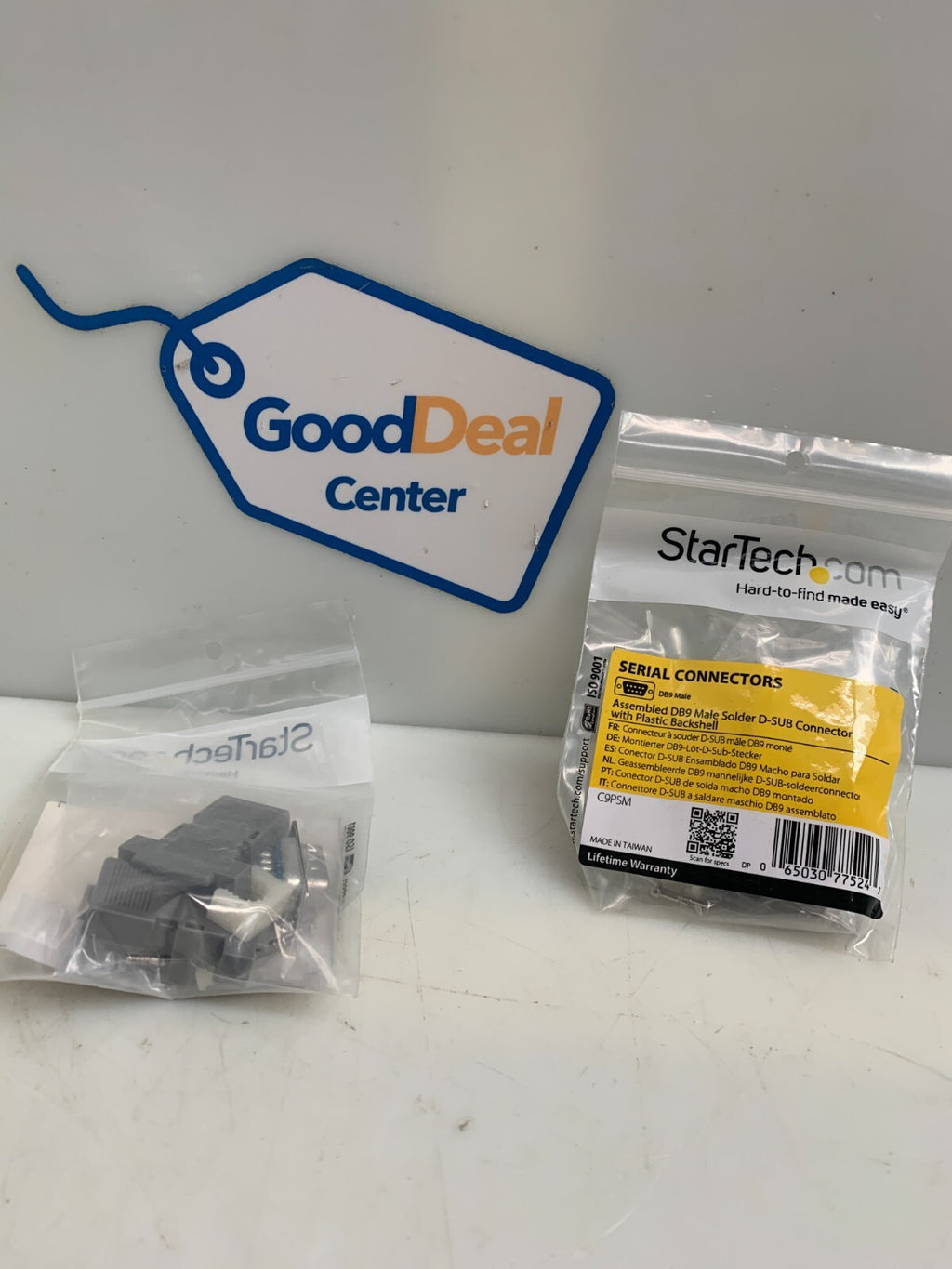 STARTECH D89 Male Connector  C9PSM  w/Plastic Blackshell  (10 per Bag)