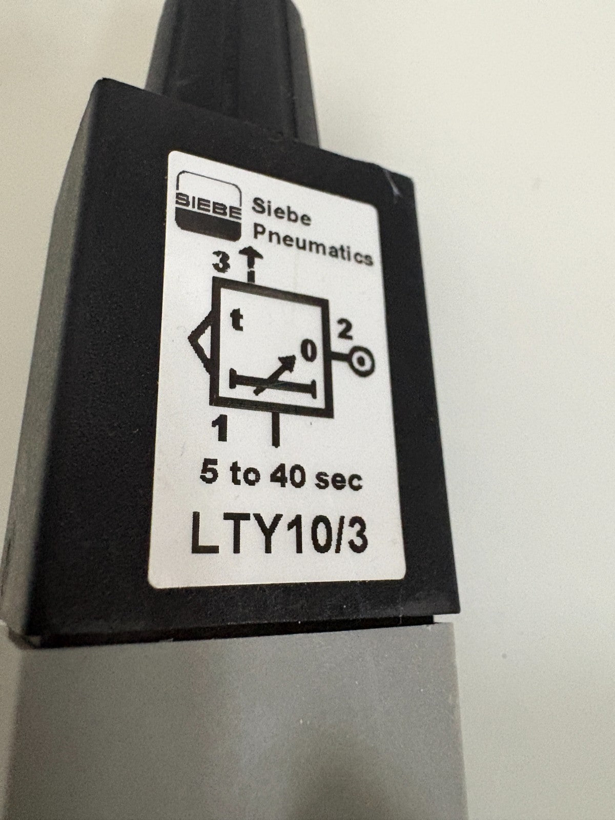 SIEBER PNEUMATICS WATTS INDUSTRIAL TIMER 5-40 SEC LTY10/3