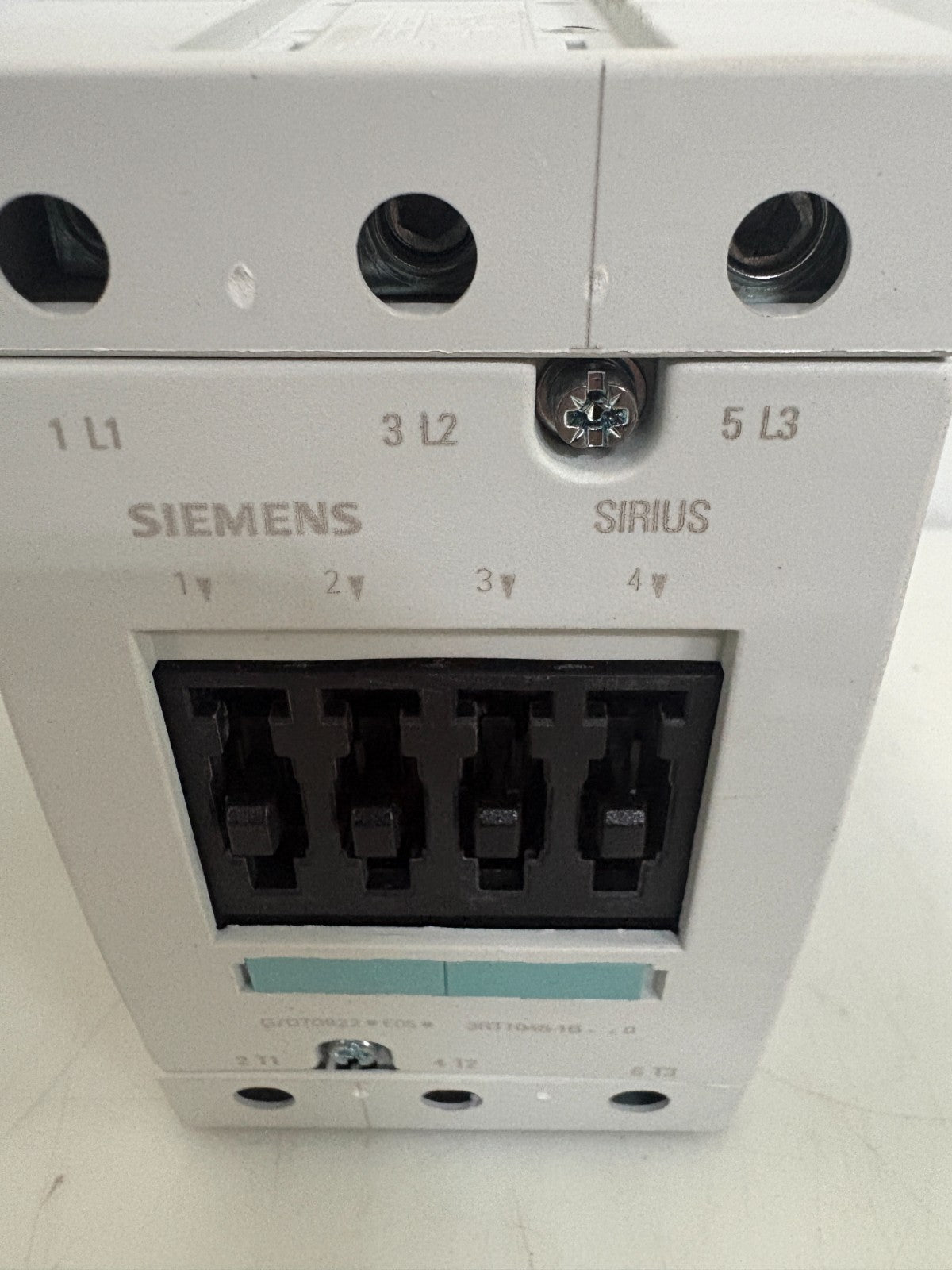 SIEMENS CONTACTOR 3RT1046-1BB40 1